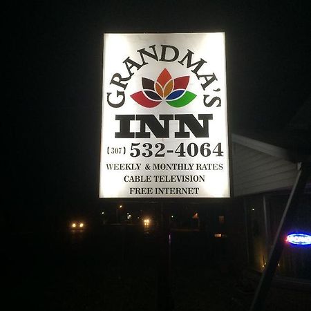 Grandmas Inn Торингтън Екстериор снимка