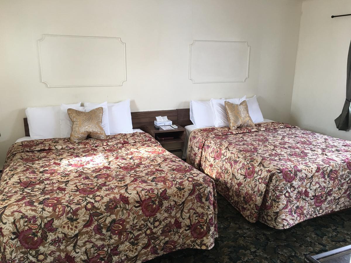 Grandmas Inn Торингтън Екстериор снимка